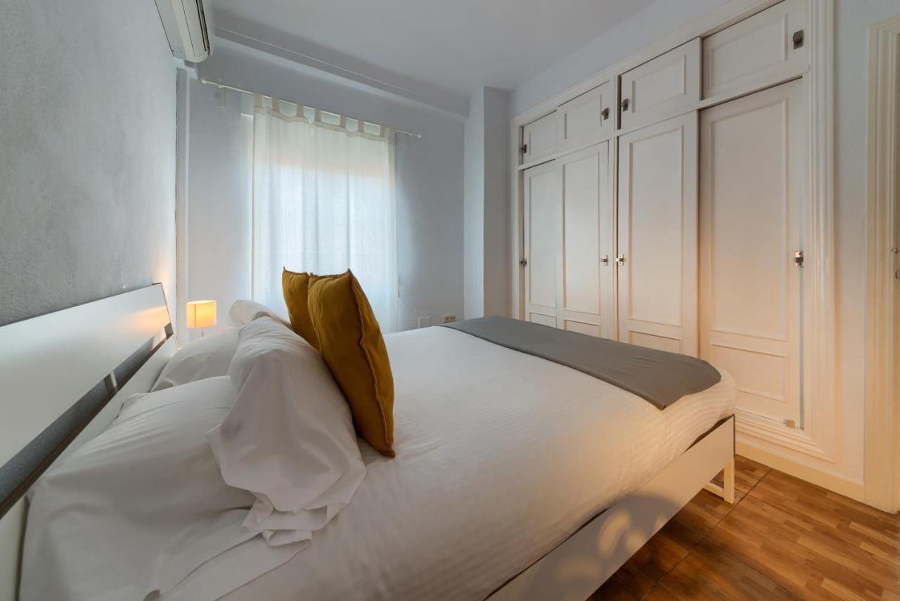 Holidays2Malaga Soho Pasaje De Valencia ภายนอก รูปภาพ