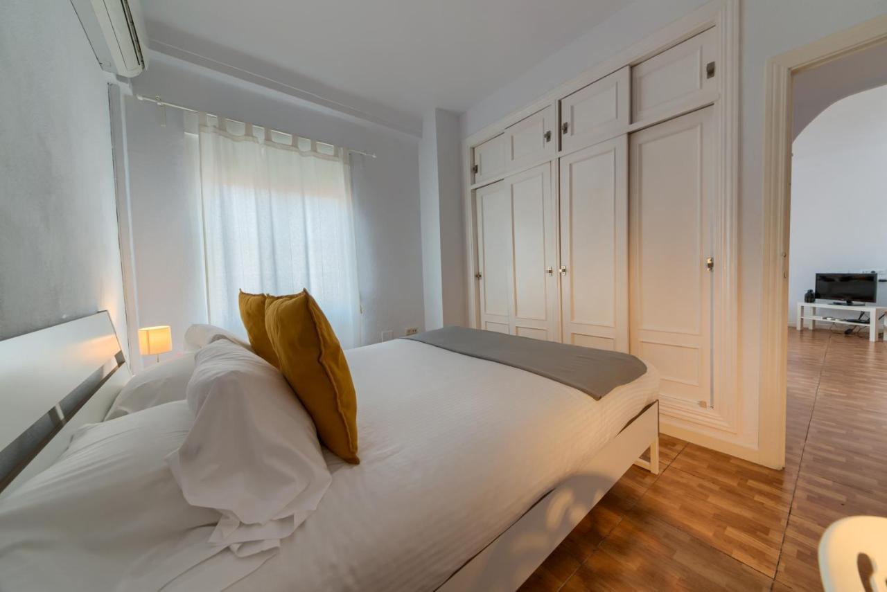 Holidays2Malaga Soho Pasaje De Valencia ภายนอก รูปภาพ